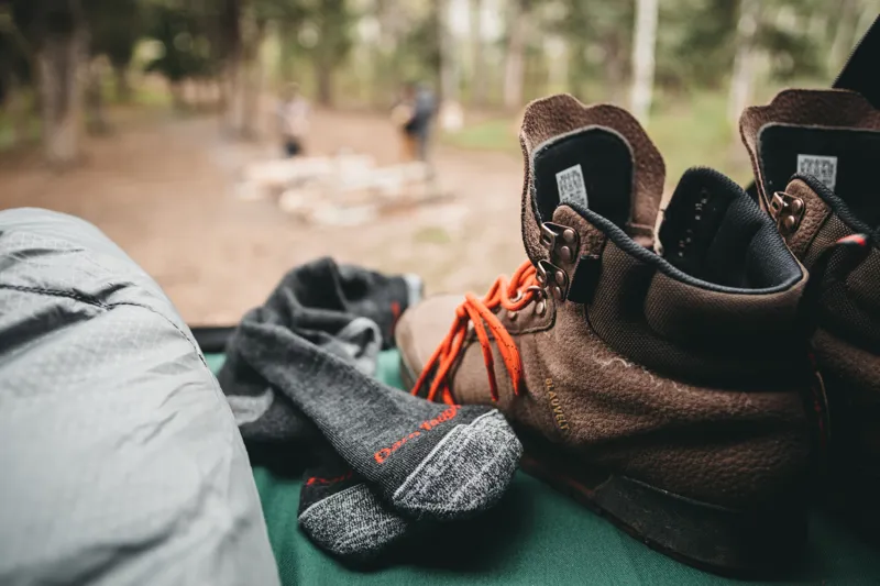 Darn Tough Mens Hiker Boot Sock Full Cushion Black