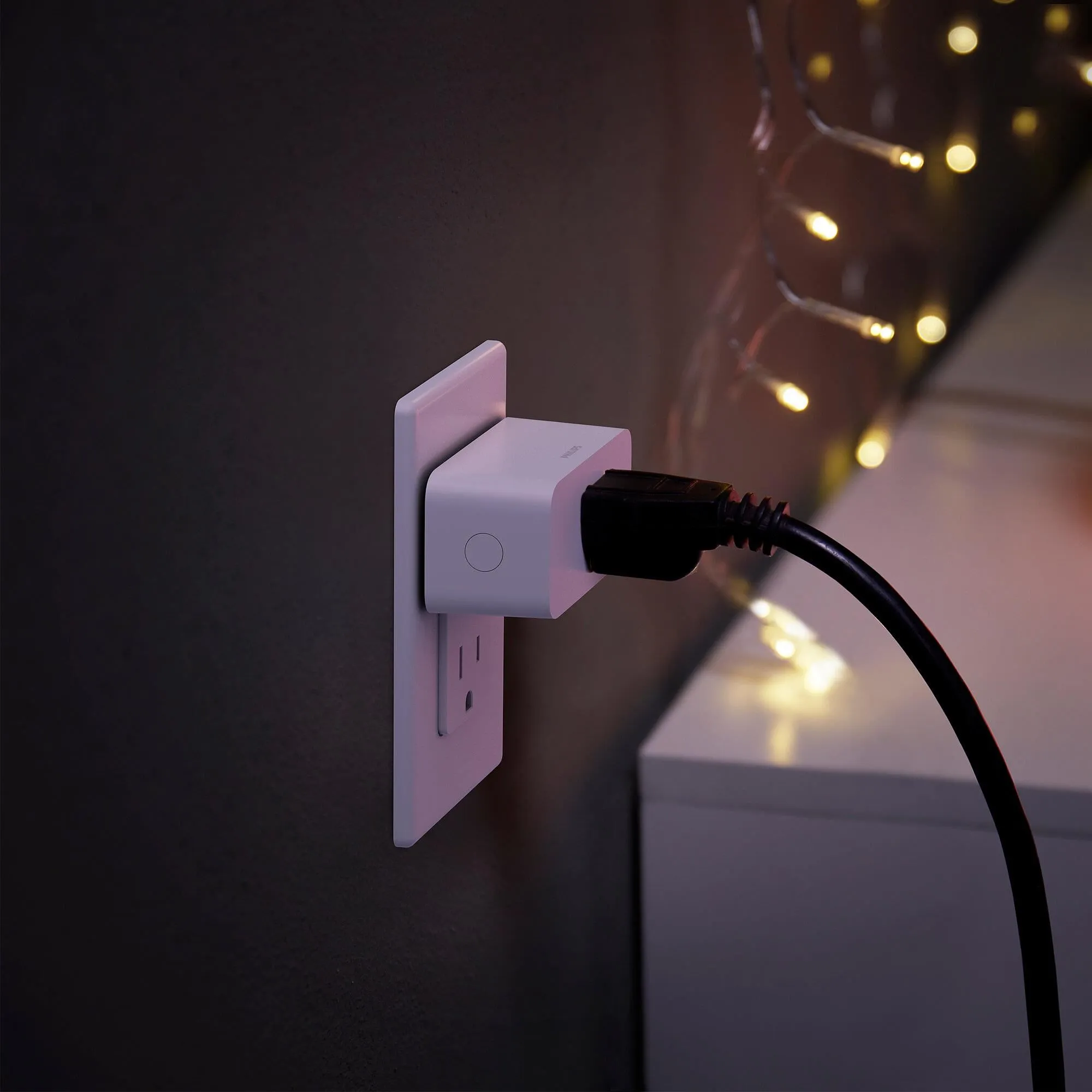 Philips Hue Smart Plug in White