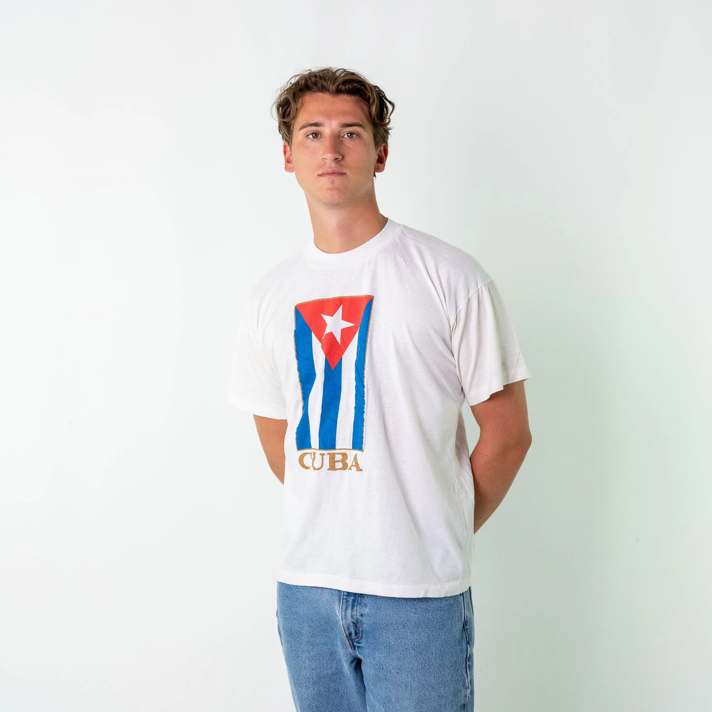 White 90s Unbranded CUBA Oversized Single Stitch T-Shirt (M)